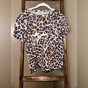 leopard print tongue tee
